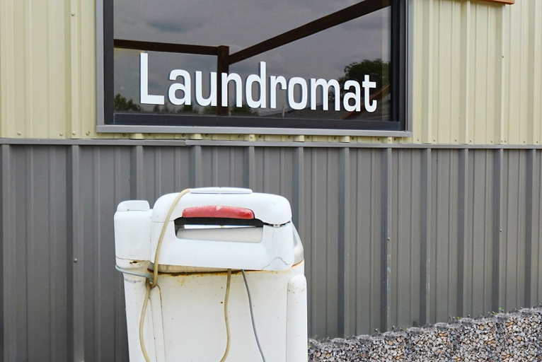 Laundry, Homestead Motel & RV, Woodbury