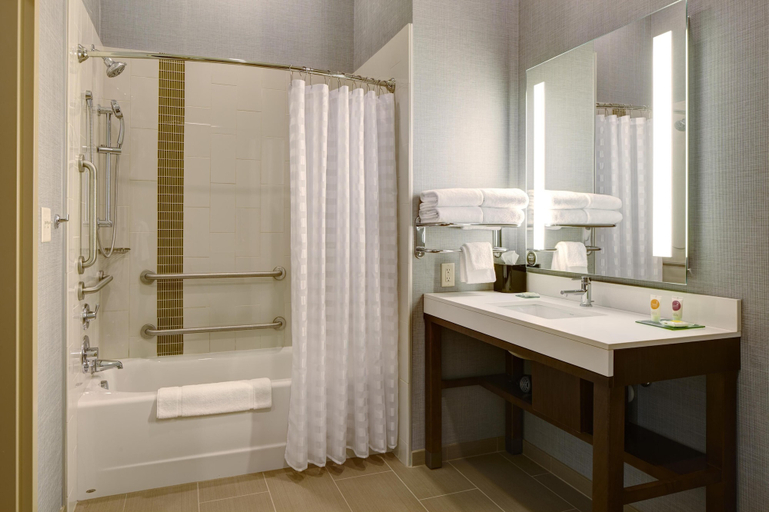 Bathroom 5, Hyatt Place St. Paul/Downtown, Ramsey