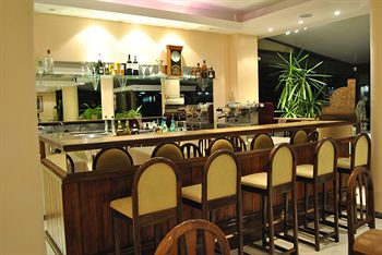 Others 2, Hotel 24, n.a351