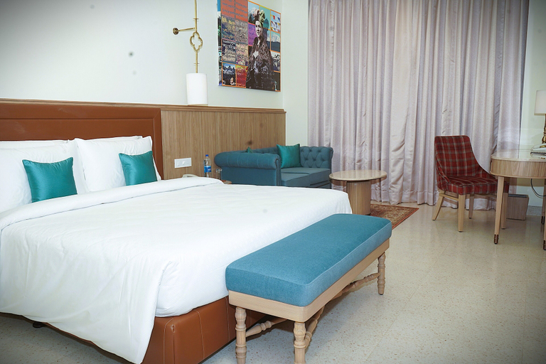 Room 5, Aurika Naldehra Shimla, Shimla