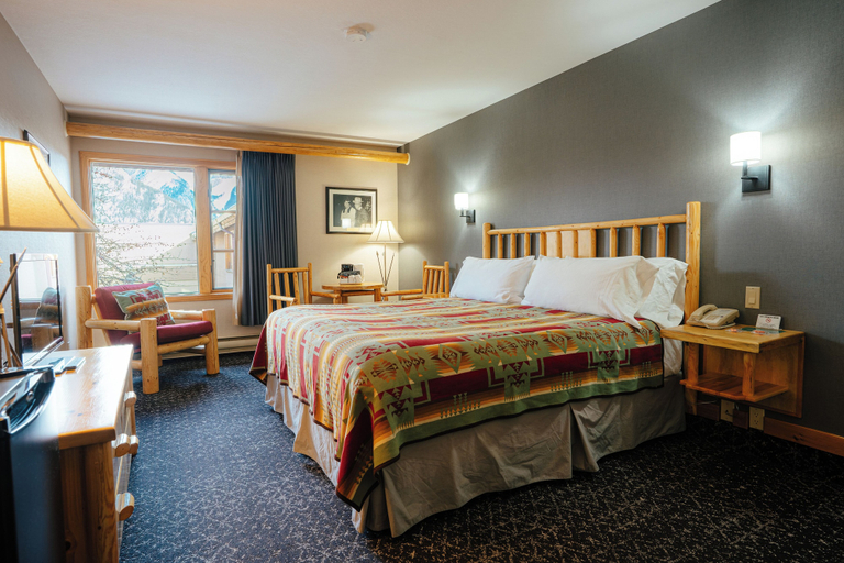 Bedroom 3, Brewster Mountain Lodge, Division No. 15