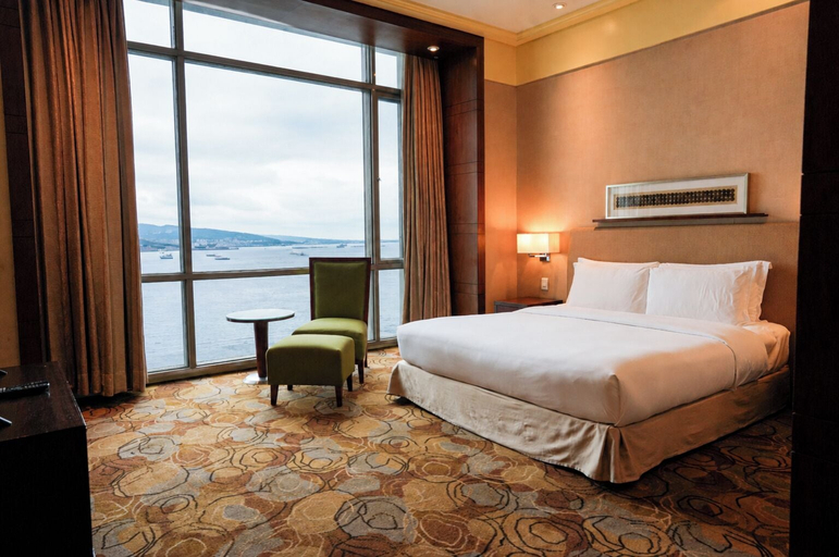 Bedroom 5, New Coast Hotel Manila, Manila City