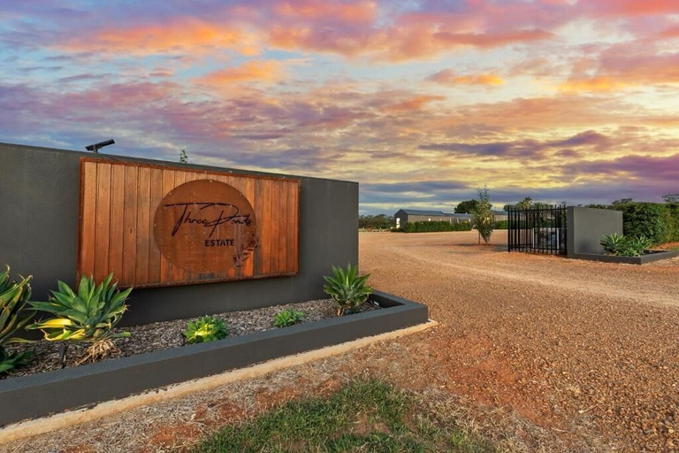 Property grounds 3, Three Ponds Estate, Temora