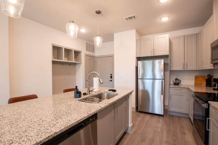 Room 5, 6mins to Downtown Mckinney - Pool Gym Pickleball, Collin