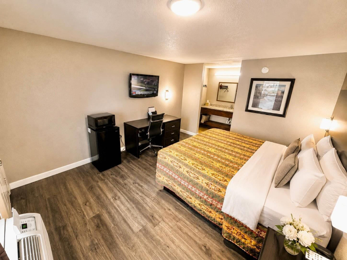 Bedroom 3, Rodeway Inn Expo Center, Spartanburg