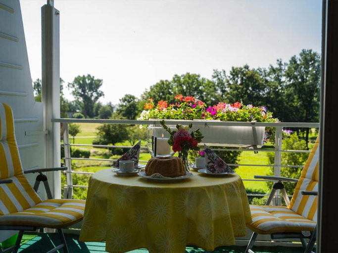 Balcony 4, Wundervolles Studio am Kurpark in Bad Birnbach, Rottal-Inn