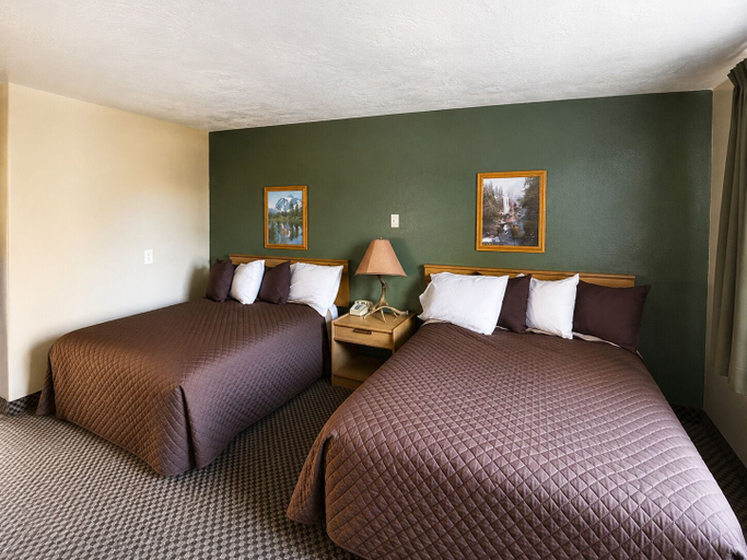 Bedroom 3, Topaz Lodge, Douglas
