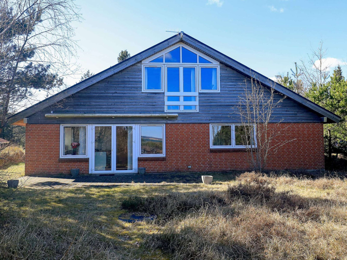 Others 1, 4 Star Holiday Home in Thyholm, Struer