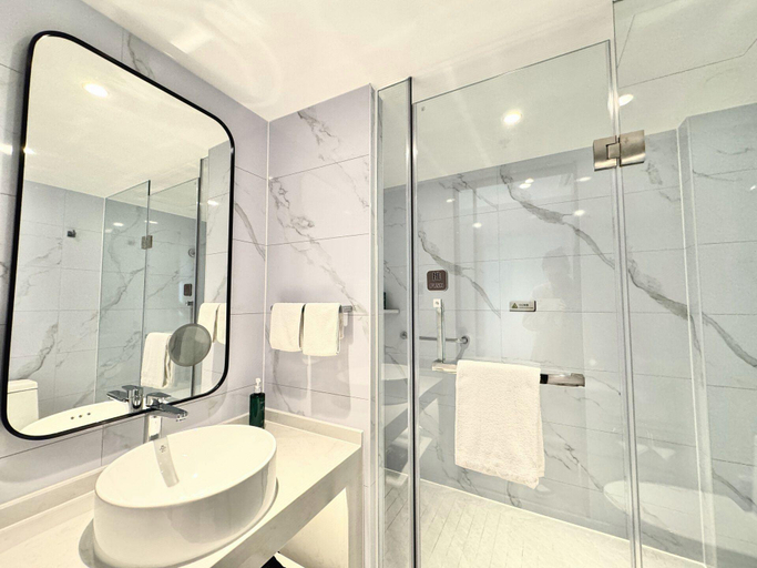 Bathroom 4, Magnotel Hotel Beijing West Railway Station, Beijing