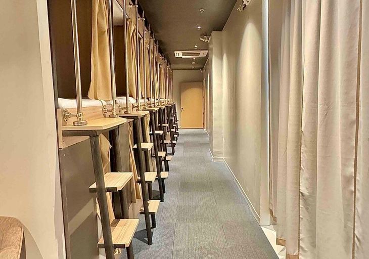 Room 3, Sakura Capsule Hotel by Hiverooms, Lapu-Lapu City