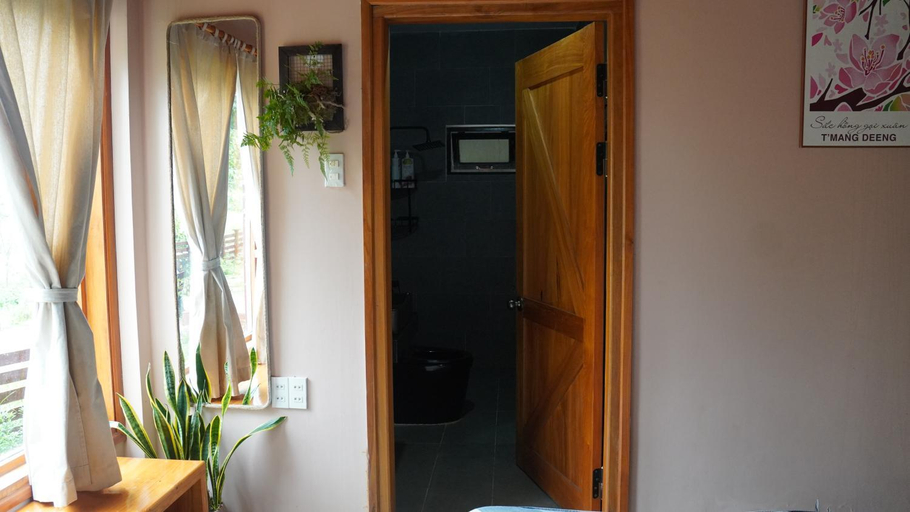 Bedroom 2, Pinky Moon House Mang Đen, Kon Plông