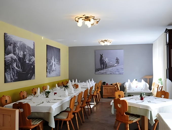 Food & Drinks, Edelweiss Dolomites, Bolzano