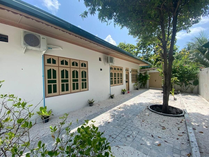 Property grounds, Ocean Stay & Dive