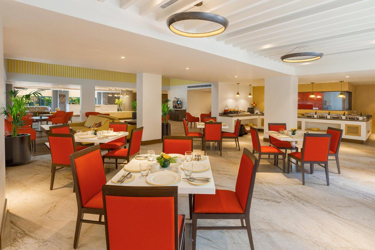 Food & Drinks 4, The Hideaway Greater Noida By Leisure Hotels, Gautam Buddha Nagar