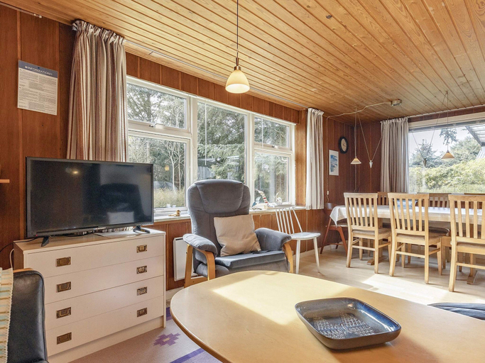 Others 5, 6 Person Holiday Home in Lokken, Hjørring