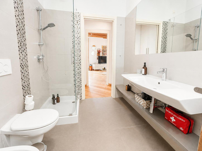 Bathroom 3, Canal View Boutique Apartments, Venezia