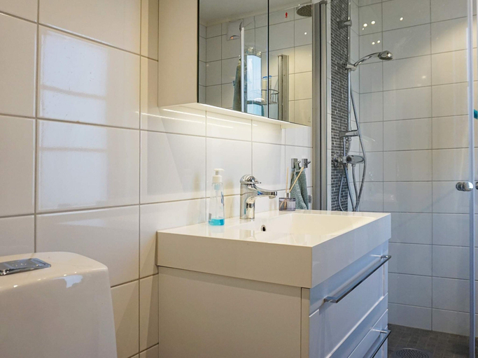 Others 4, 8 Person Holiday Home in Brastad-by Traum, Lysekil