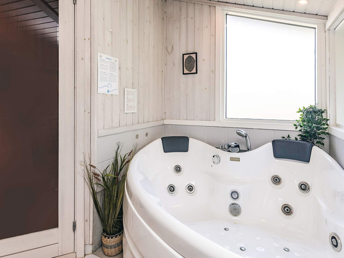 Bathroom 3, Holiday Home in VÃ¦ggerlÃ¸se, Guldborgsund