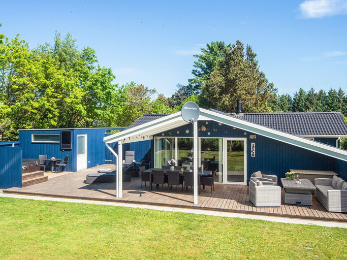 Others 4, 4 Star Holiday Home in Ulfborg, Holstebro