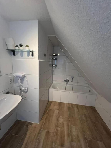 Bathroom 4, Ostfriesenperle, Aurich