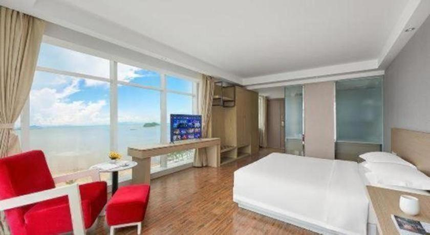 Bedroom 2, Grand Nest Hotel (Tang Jia Wan Beach), Zhuhai