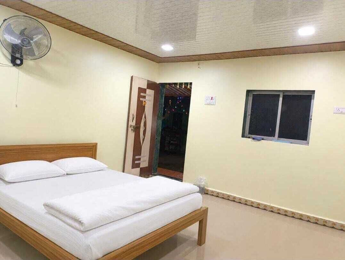 Room 2, Hotel Sai Krupa, Raigarh