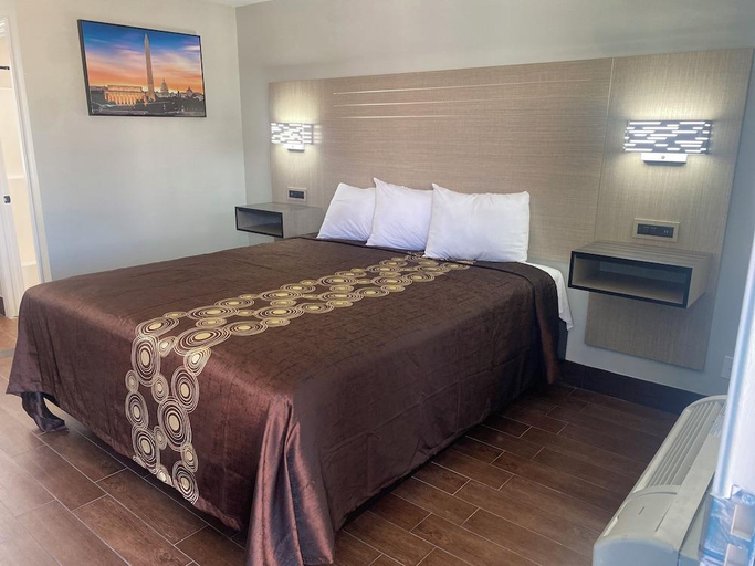 Bedroom 2, Knights Inn Ontario, San Bernardino
