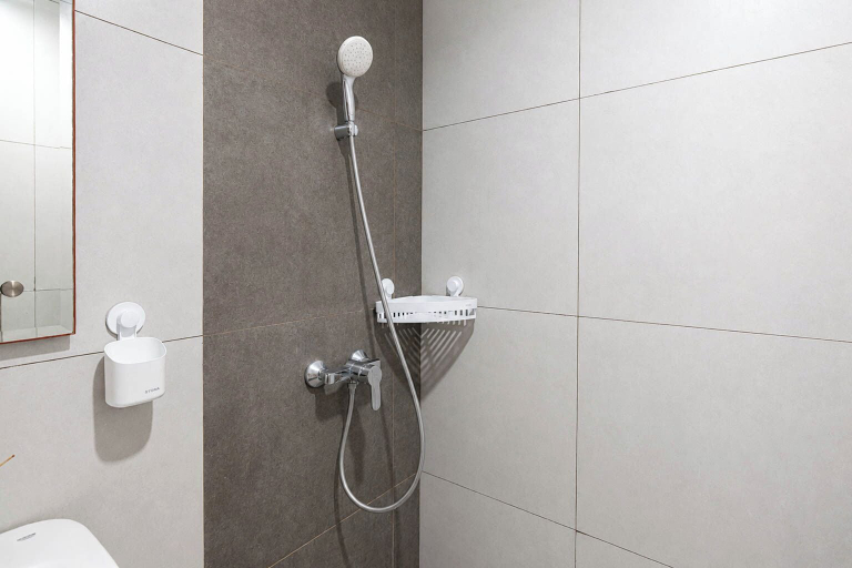 Bathroom 2, Nice Look Studio Apartment At Lrt City Bekasi, Bekasi