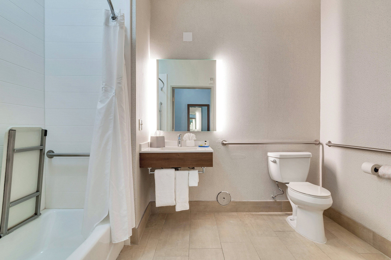 Bathroom 4, Holiday Inn Express & Suites BANNING by IHG, Riverside