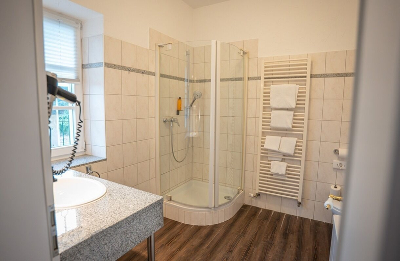 Bathroom 5, Hotel Annaberg, Bad Dürkheim