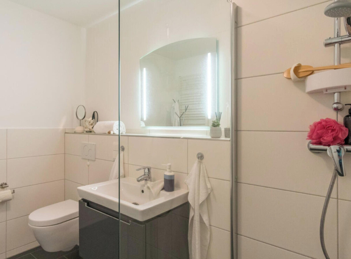 Bathroom 3, Holiday Apartment With 2 Bedrooms, Ostholstein