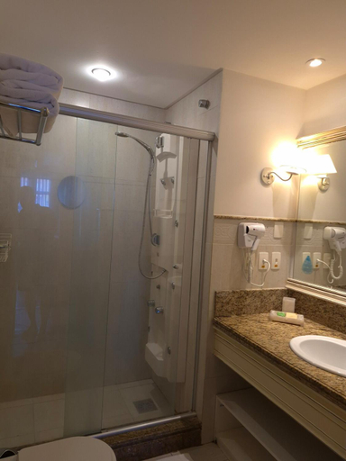 Bathroom 3, Il Campanario, Florianopolis