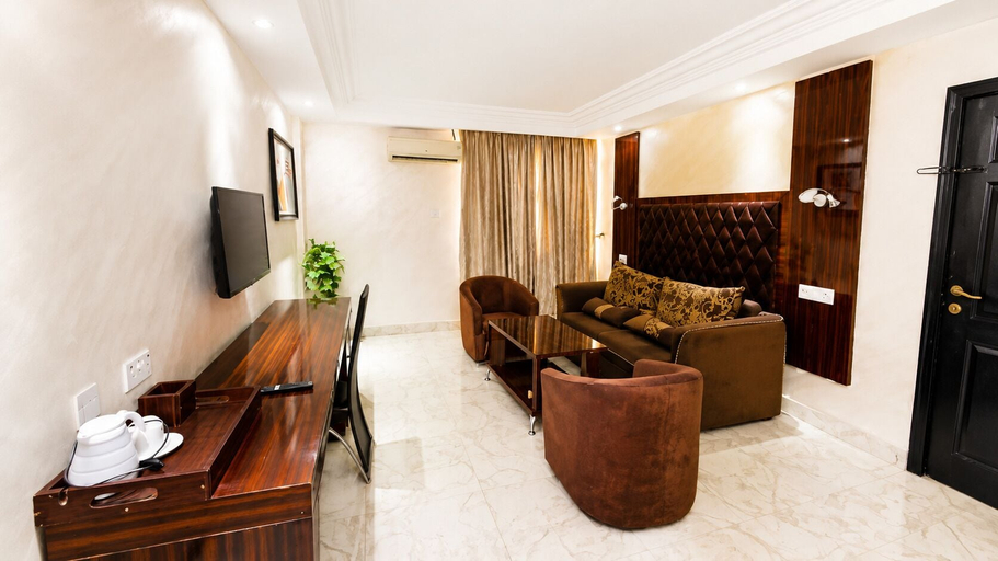 Living area 4, Starview Palace Abuja, AbujaMun
