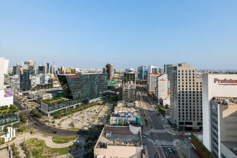 Aerial view, Suite ejecutiva Piscina y Gym San Isidro, Lima