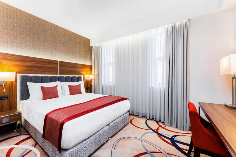 Bedroom 3, Ramada Hotel & Suites by Wyndham Yerevan, Yerevan