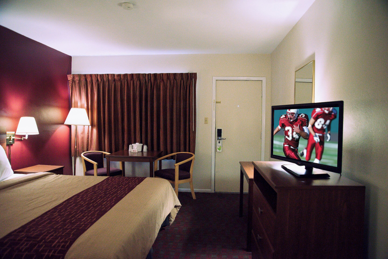 Bedroom 3, Red Roof Inn Blythe, Riverside