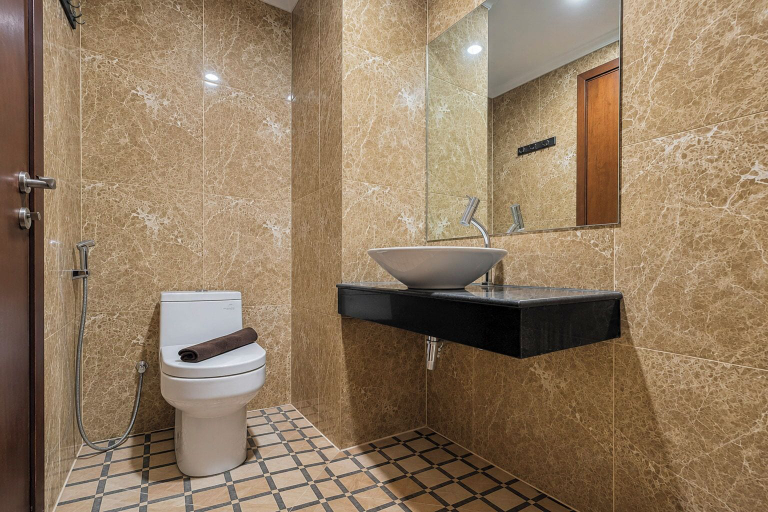 Interior 5, Chic And Classic 2Br At Apartment Grand Sungkono Lagoon, Surabaya