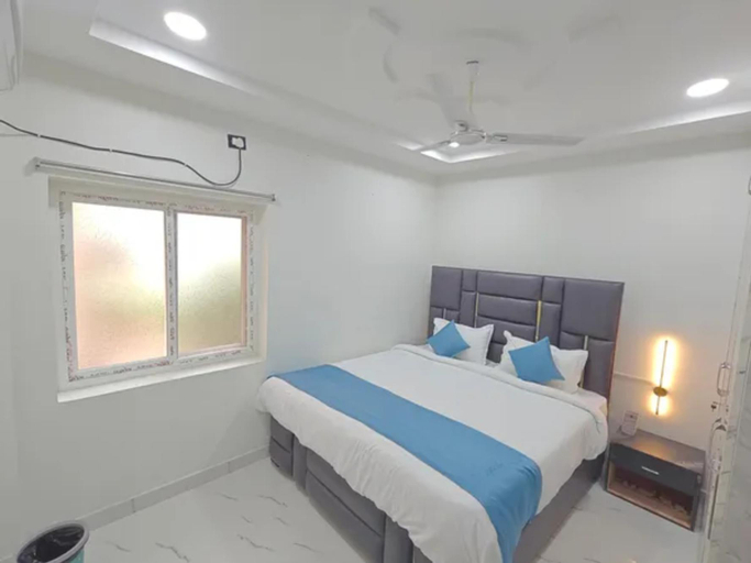 Bedroom 4, FabHotel Waah Homestay Luxury Rooms, Warangal