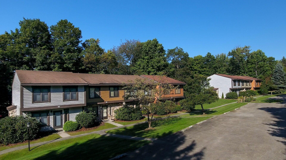 Exterior & Views, Seven Springs 1 BR Deluxe Condo, Mountain Views! by RedAwning, Somerset