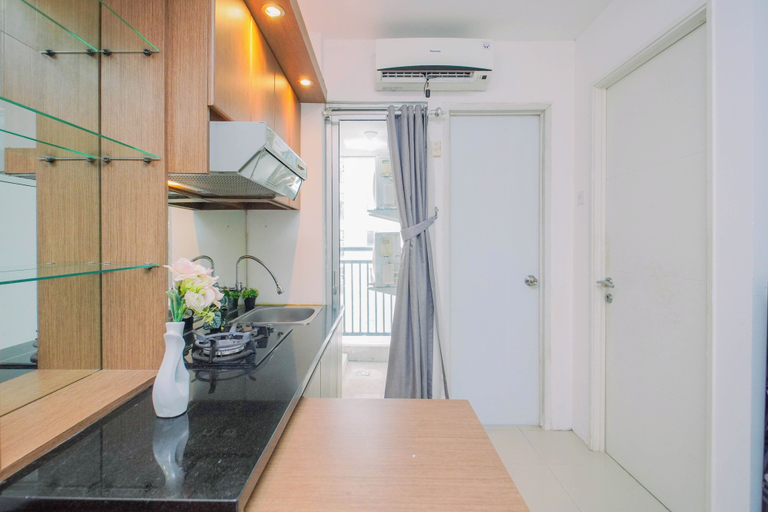 Private kitchen 2, Nice Versatile 2Br At Apartment Bassura City, East Jakarta