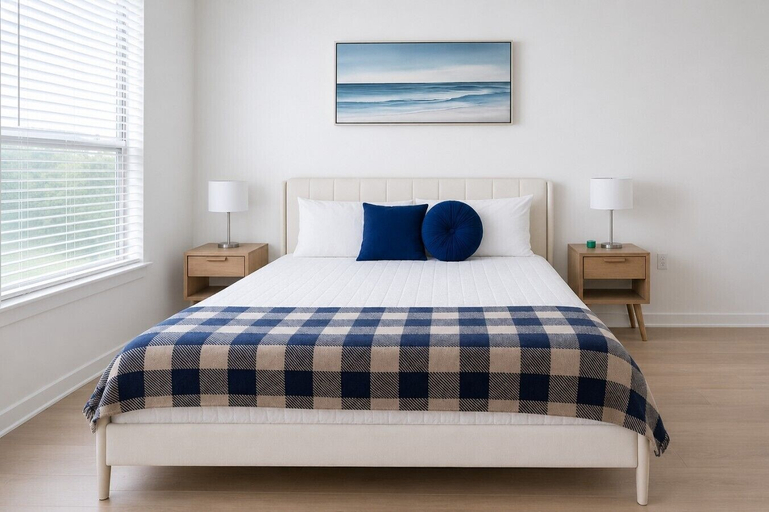 Room 5, Modern Apt I Prime Location & Workspace, Grayson