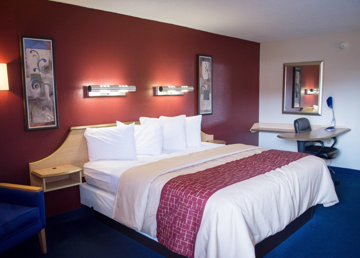 Bedroom 4, Red Roof Inn Somerset, KY, Pulaski
