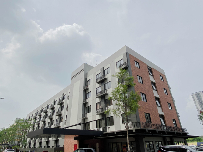 Exterior 3, Nice And Relaxing Studio Room At Apartment Newville Lippo Cikarang, Cikarang