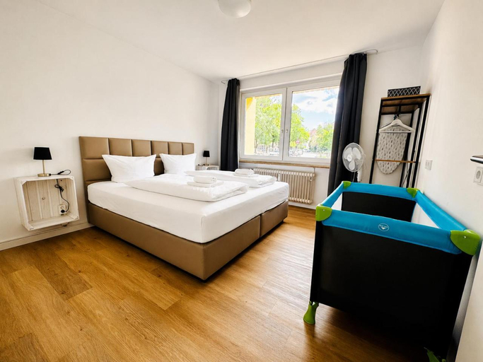 Bedroom 1, Ferienwohnung in der Sanderau, Würzburg
