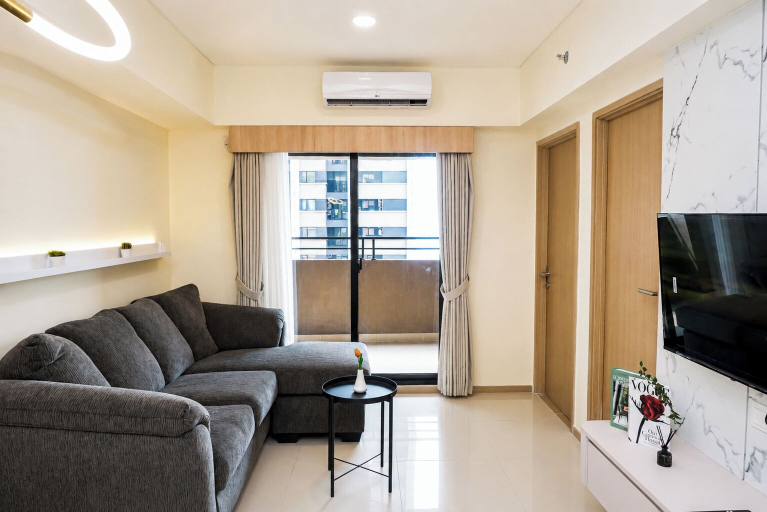 Interior 4, Cozy And Functional 3Br At Apartment Meikarta, Cikarang