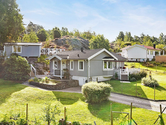 Others 1, 4 Star Holiday Home in Svanesund, Orust