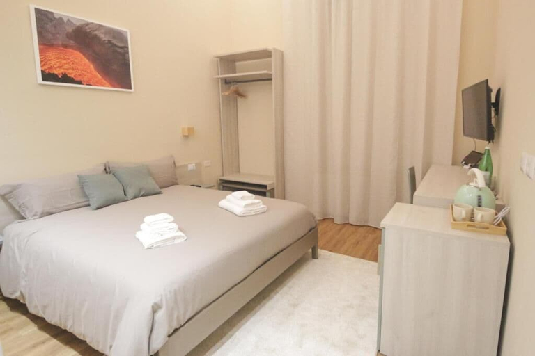 Bedroom 3, Etna Vibes Home, Catania