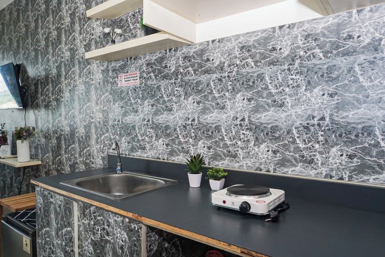Private kitchen 5, Classic And Serene Studio Room At Apartment Sayana Bekasi, Cikarang