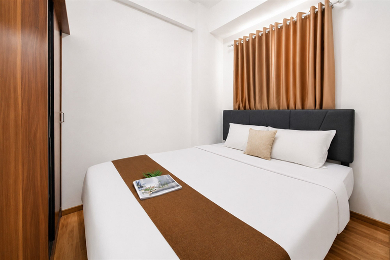 Interior 5, Pleasant And Airy 2Br At Apartment Sky View, South Tangerang