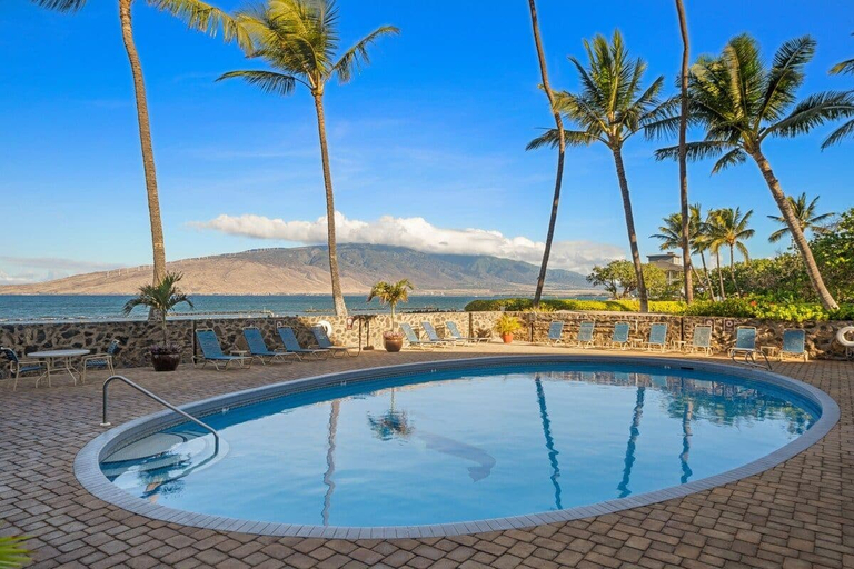 Outdoor pool, Remodeled Beachfront 2BD Getaway - Menehune Shores 403, Maui